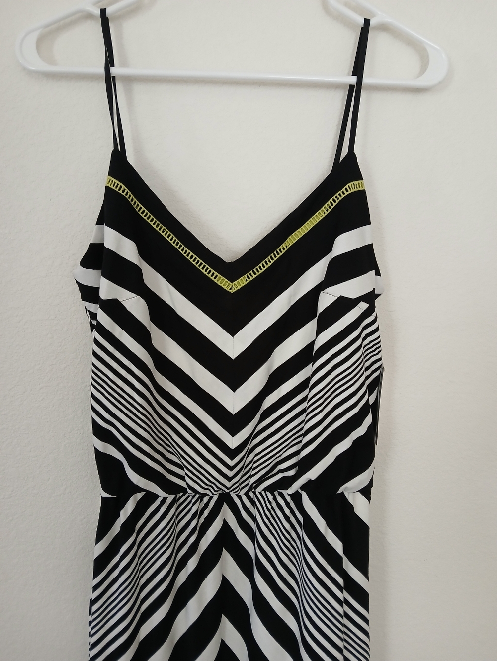 Vince Camuto Black & White Chevron Maxi Dress NWT